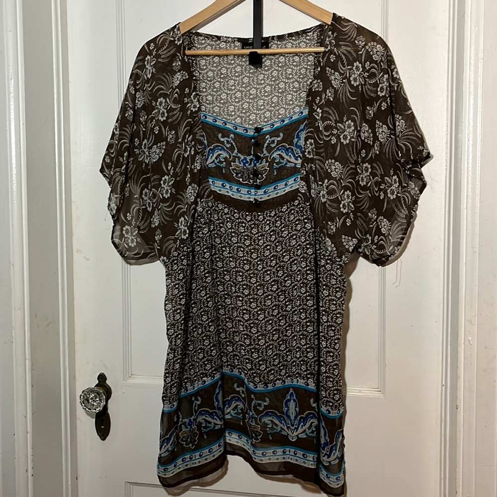 Lane Bryant Peasant Shirt Brown Blue & White Design. 18/20 Front Button at Neck